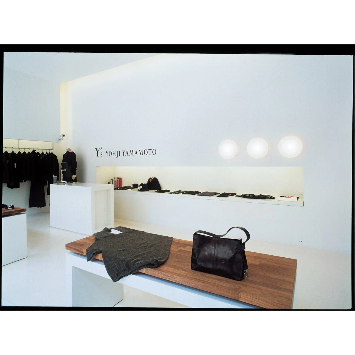 products.gallery.thumbnail_alt