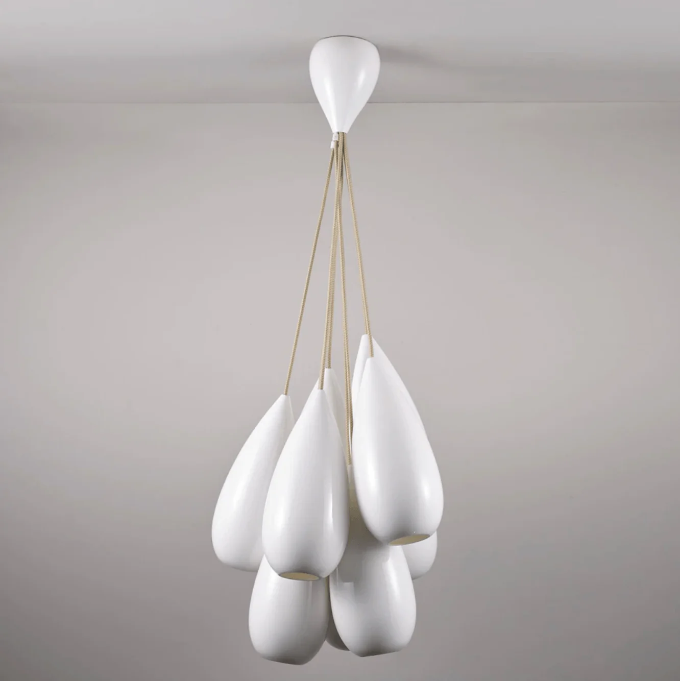 products.gallery.thumbnail_alt