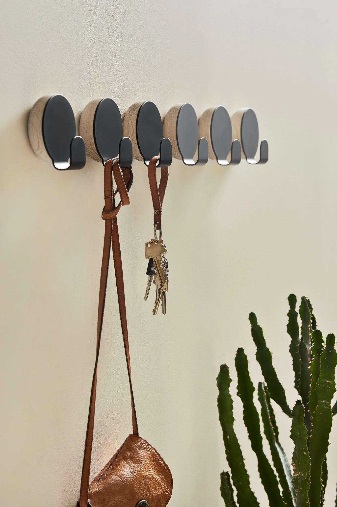 products.gallery.thumbnail_alt