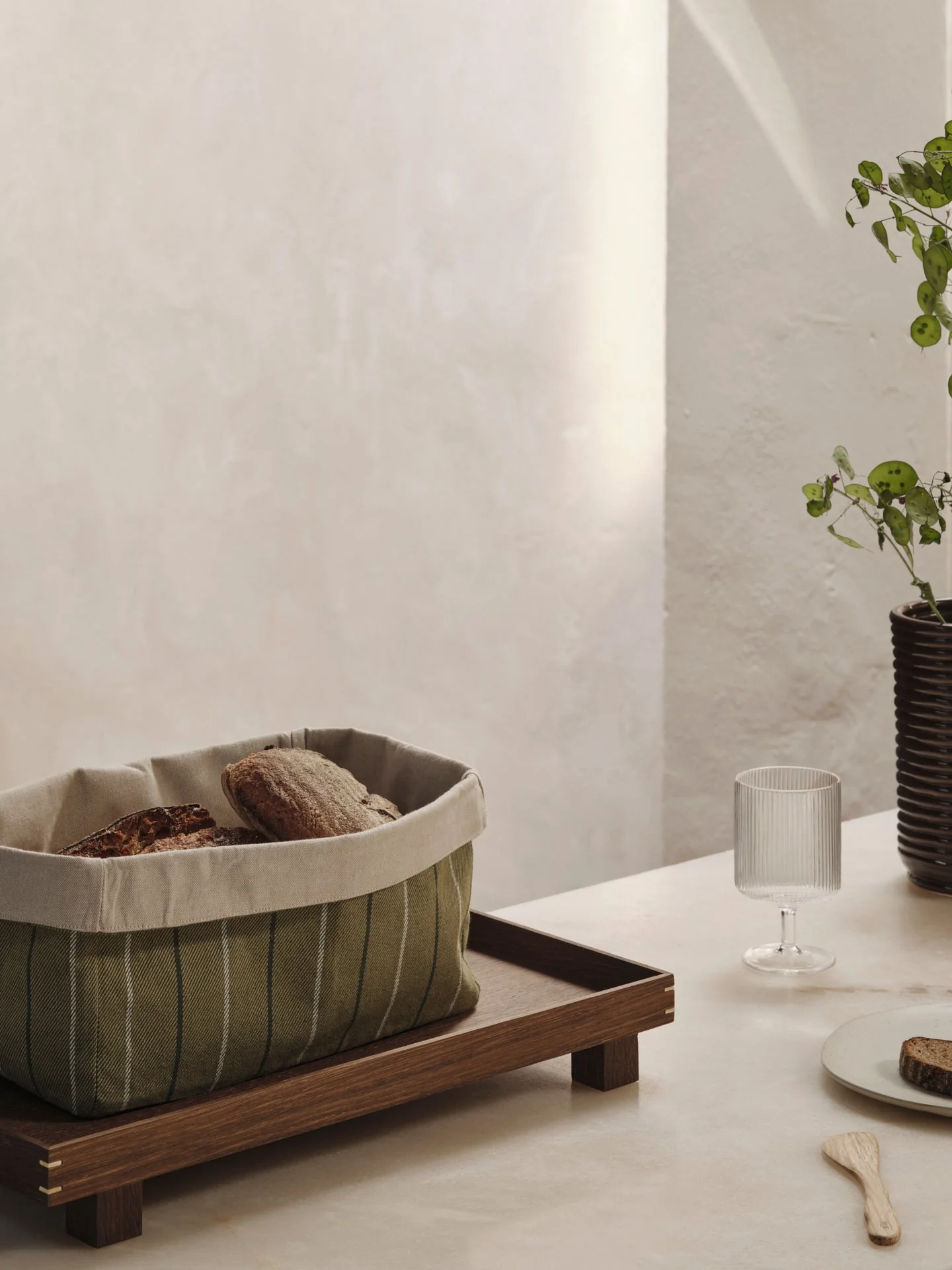 products.gallery.thumbnail_alt