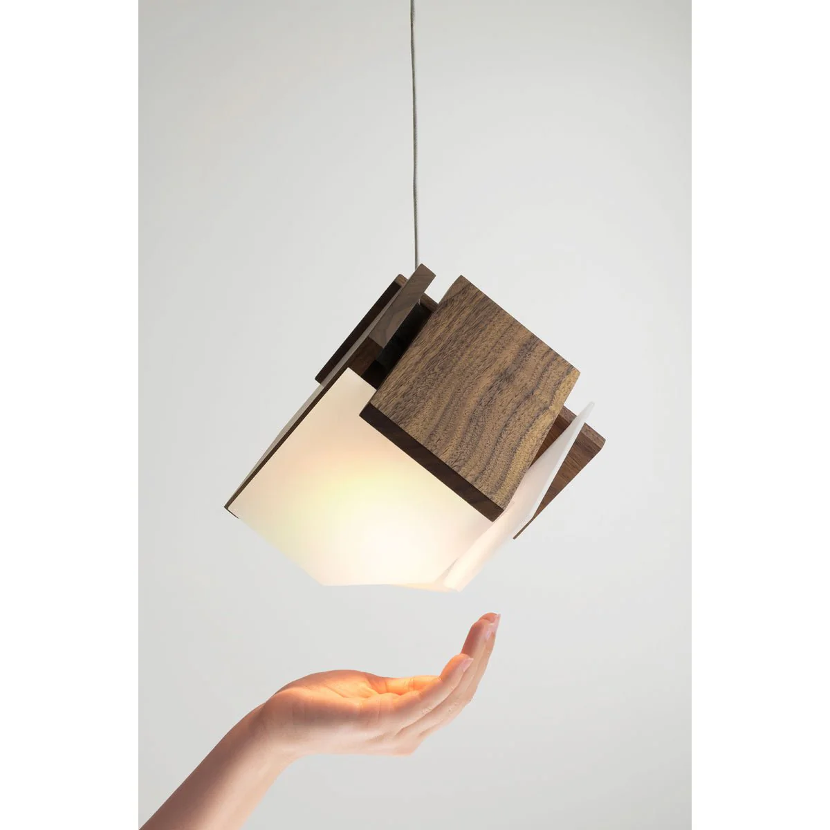 products.gallery.thumbnail_alt