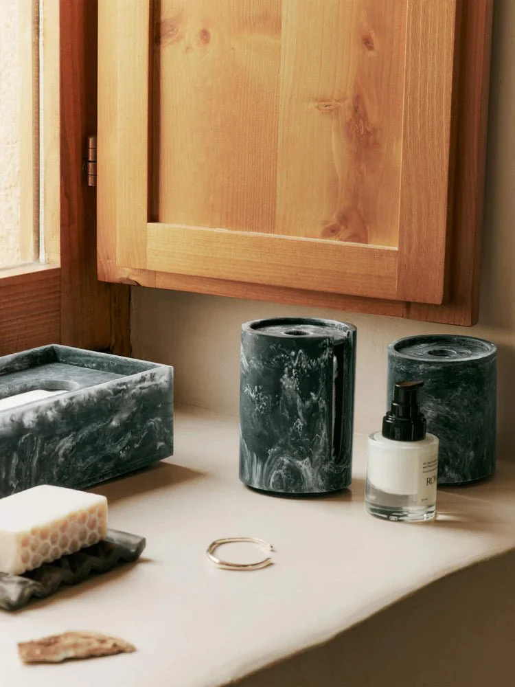 products.gallery.thumbnail_alt