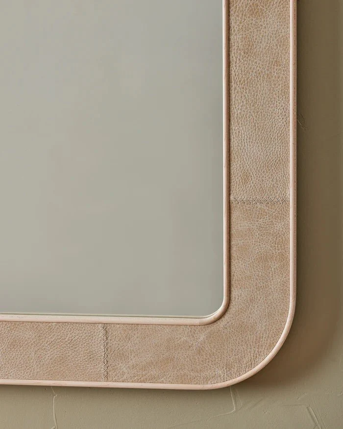 products.gallery.thumbnail_alt