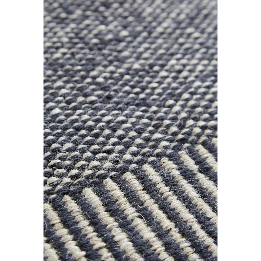 products.gallery.thumbnail_alt