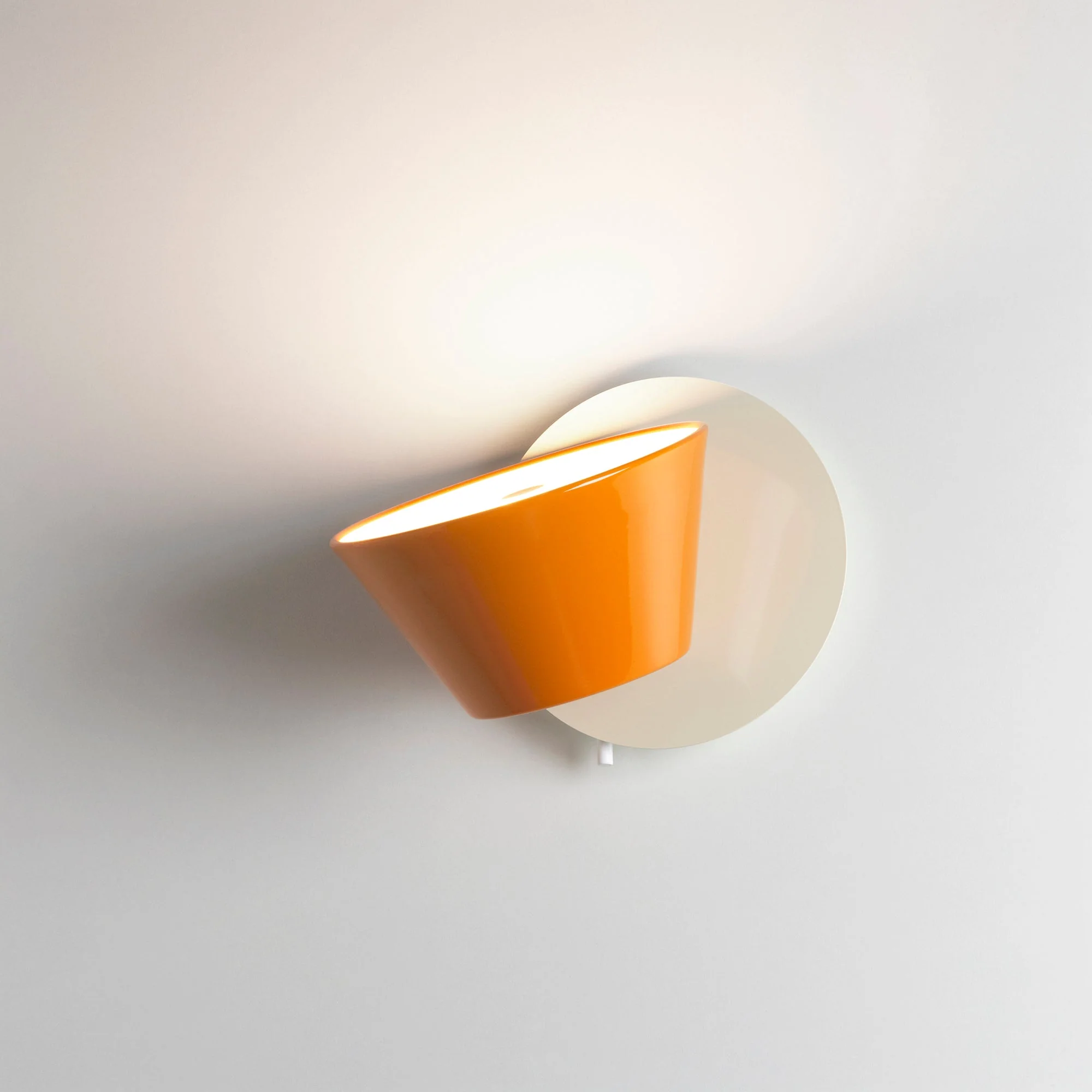 products.gallery.thumbnail_alt
