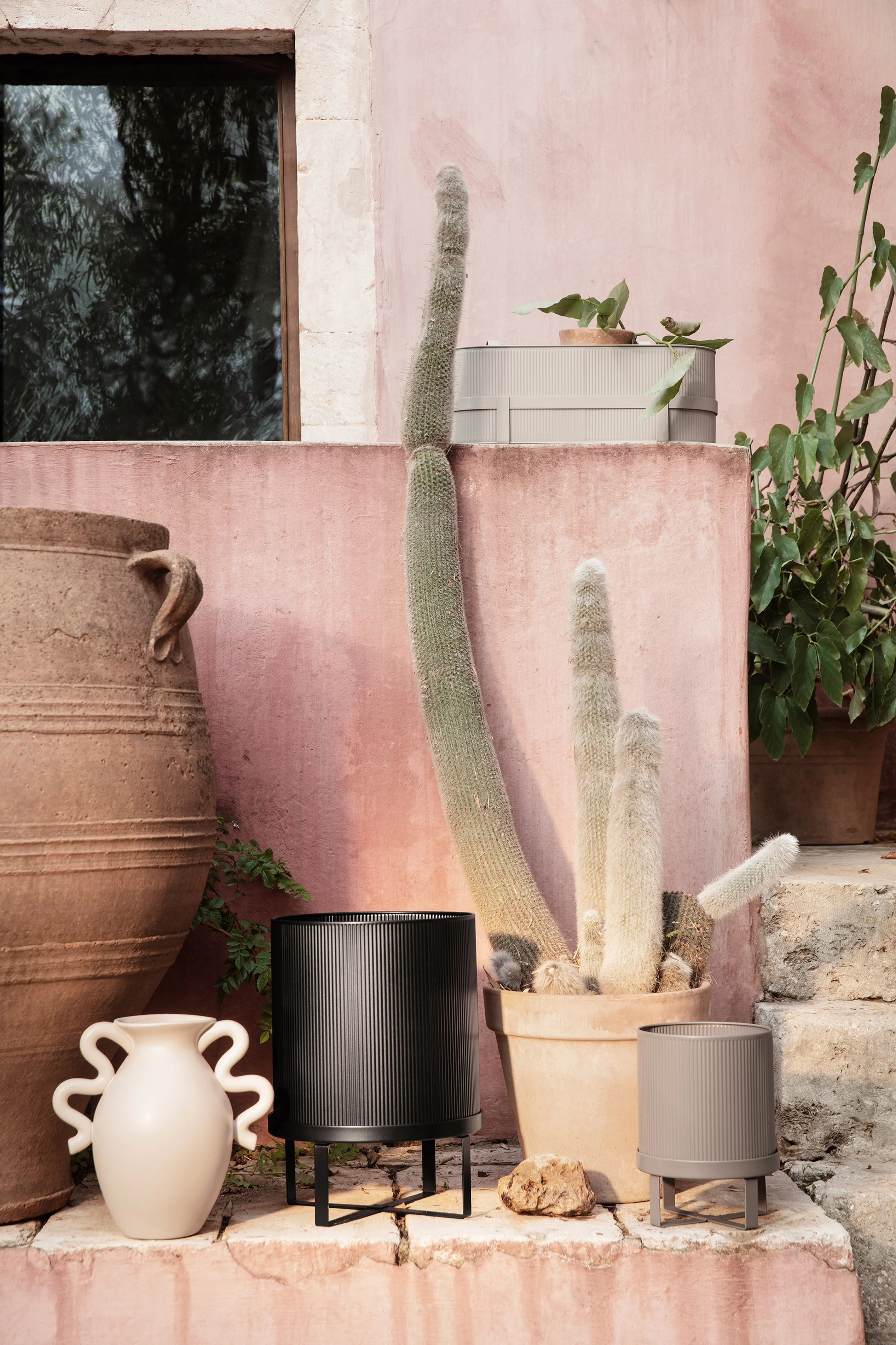 products.gallery.thumbnail_alt